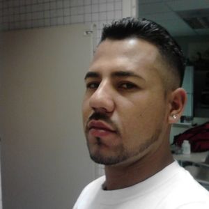 Meet your Posher, Manuel ernesto